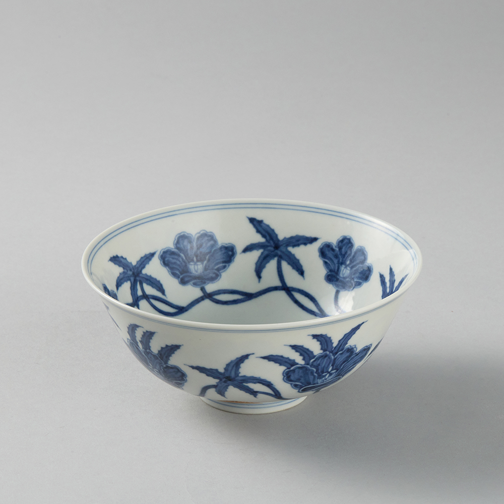 Lot1029 An Exquisite Blue and White Flower Pattern Bowl Ming Dynasty, Chenghua Six-character Mark& Period(1465-1487)