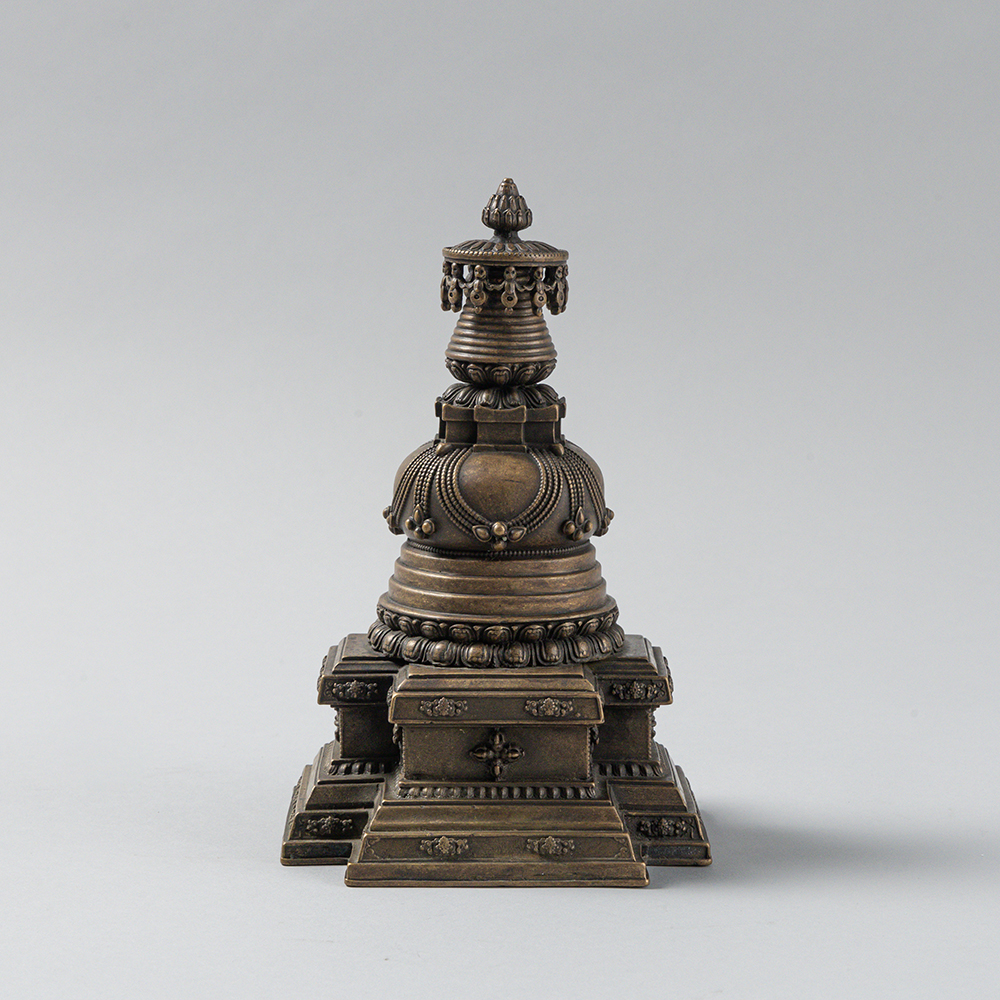 Lot3009 A Rare Coppery Pagoda Ming Dynasty(명나라 1368-1644)