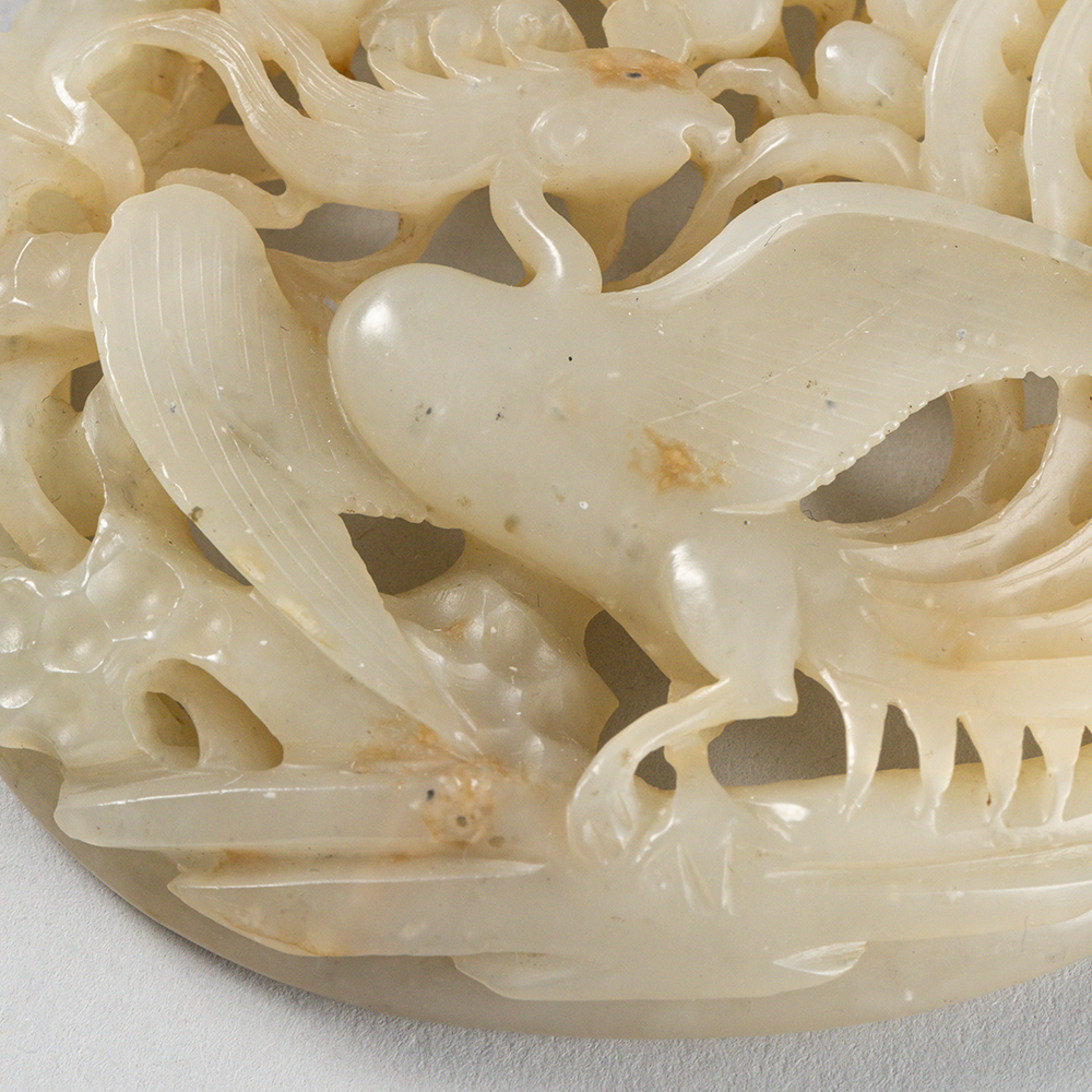 Lot2012 A RETICULATED WHITE JADE ‘PHOENIX’ PLAQUE LATE SONG TO YUAN DYNASTY(송나라 후기 – 원나라)