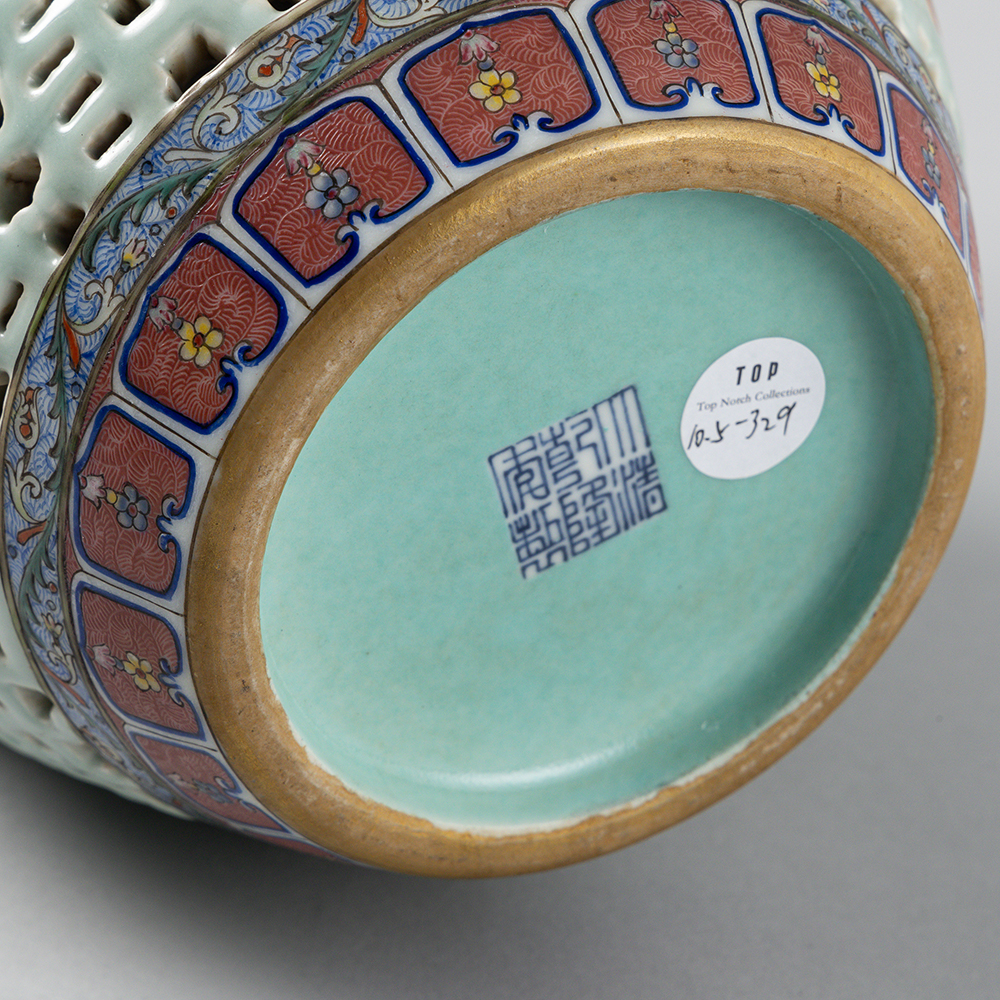 Lot1056 A PORCELAIN BOTTLE, WITH LANDSCAPE DESIGN  (QIANLONG PERIOD 1736-1795)