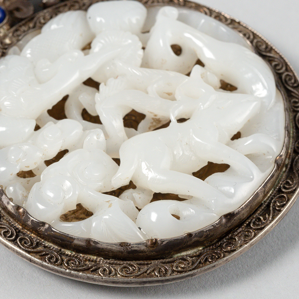 Lot2017 A reticulated white jade plaque Qing dynasty