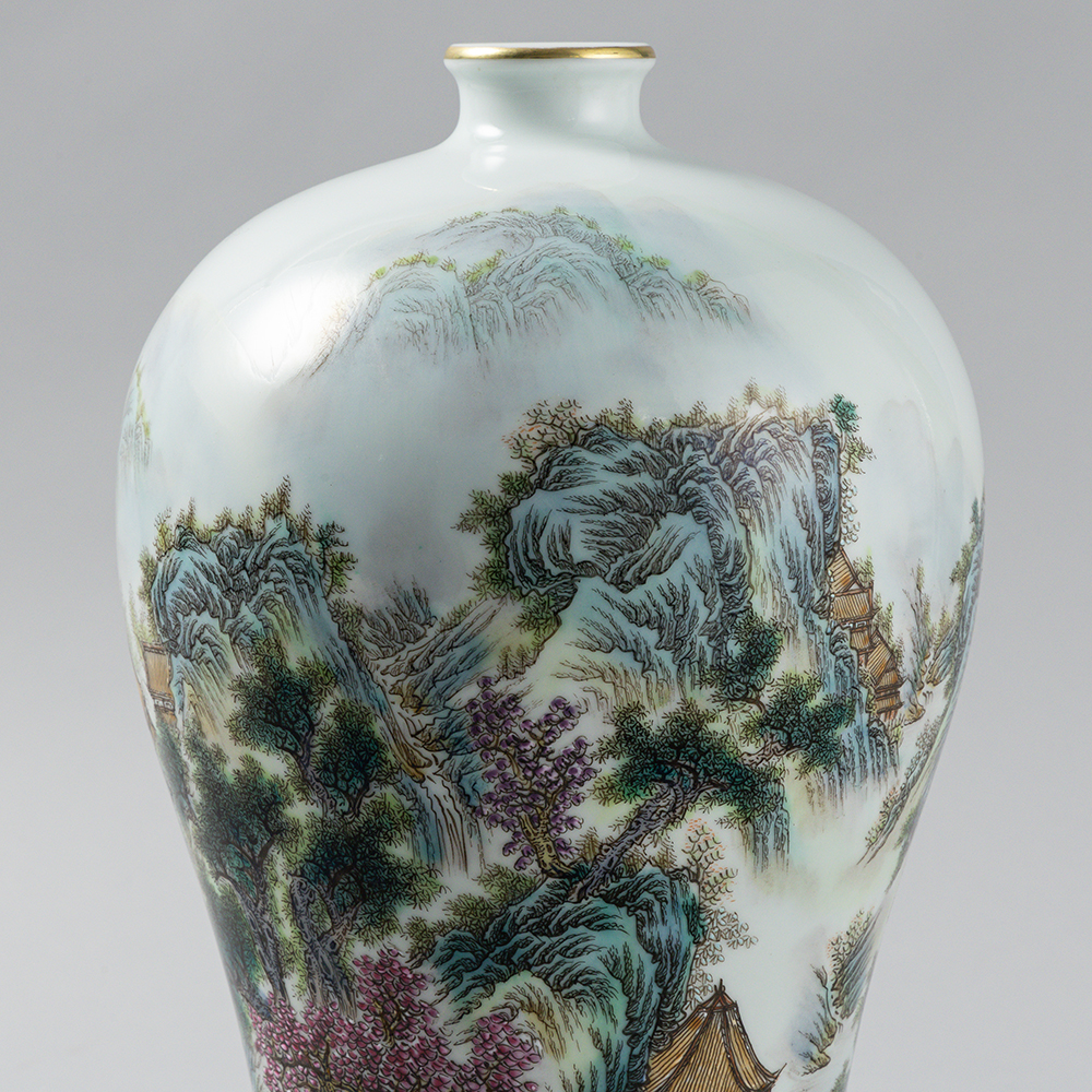 Lot1061 A Rare Famille-Rose Painted Gold Landscape Pattern Vase,With Silk Vertical Scroll Ink Painting Qing dynasty YongZheng Mark & Period(1723-1735)